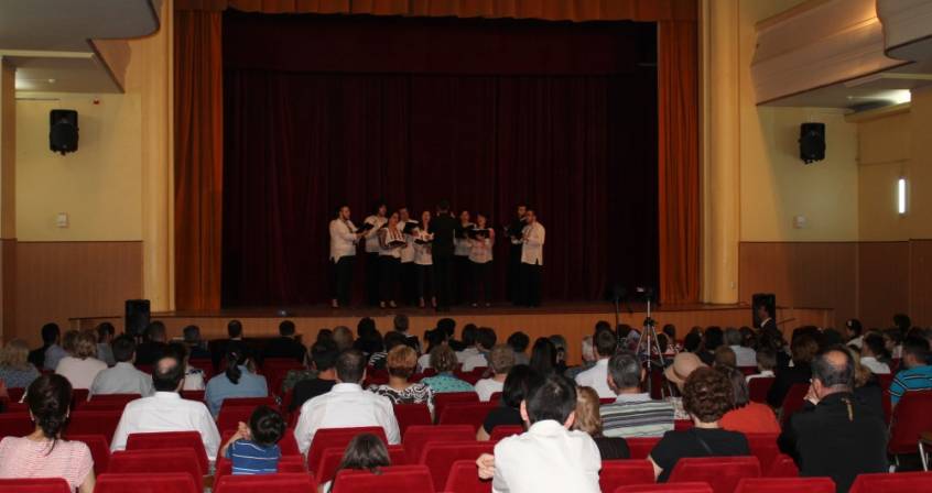 Corul mixt Vox Coelestis în concert la Colegiul Mihai Viteazu cu prilejul hramului LTCOR Sector 2