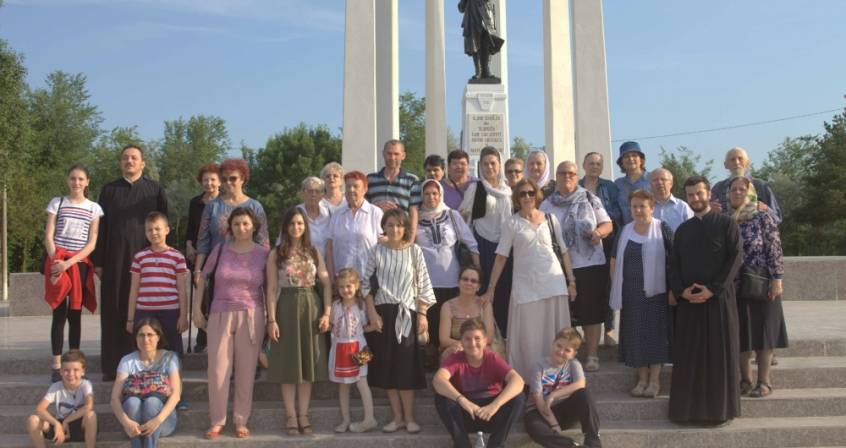 150 de membri ai comunității parohiale Iancu Vechi-Mătăsari în pelerinaj la mănăstiri din județele Constanța și Ialomița