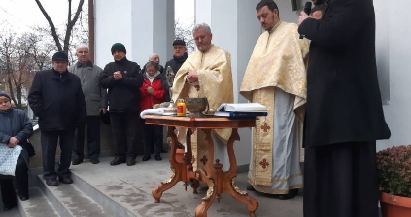 Slujba de sfintire a Aghiasmei Mari la praznicul Botezului Domnului-2020