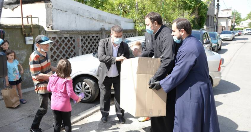 Parohia Iancu Vechi-Mătăsari - alături de semenii aflați în nevoie și în suferință!